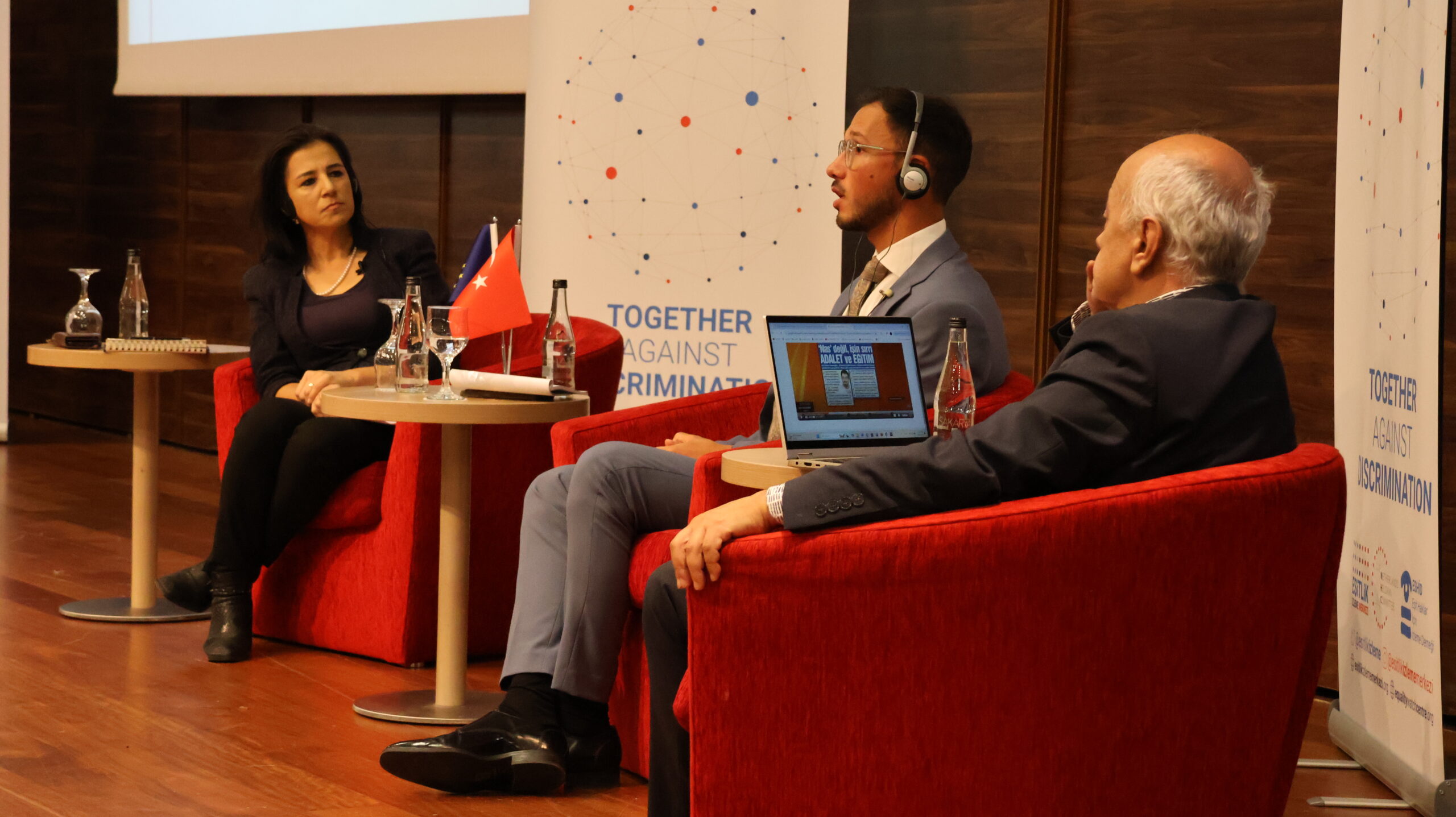 Hollanda’da Ayrımcılıkla Mücadele Büroları