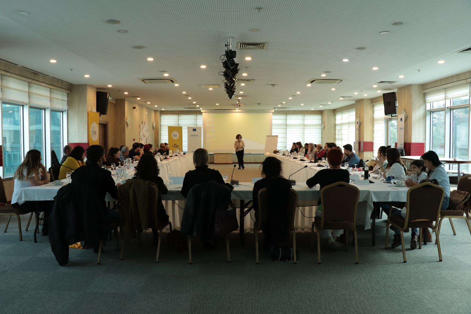 Madem ki Ayrımcılığa Karşı Birlikteyiz Birbirimizden Haberdar Olmalıyız!